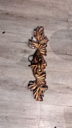 Wall decor candle holder