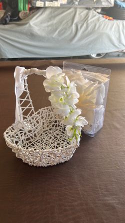 Rose petals and basket