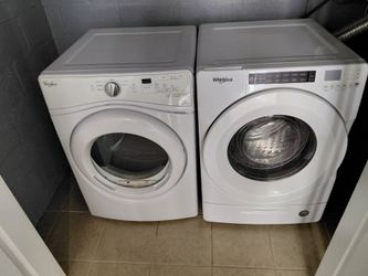 Stackable washer and dryer
