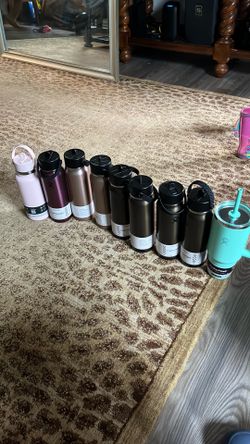 9 hydroflask beverage containers