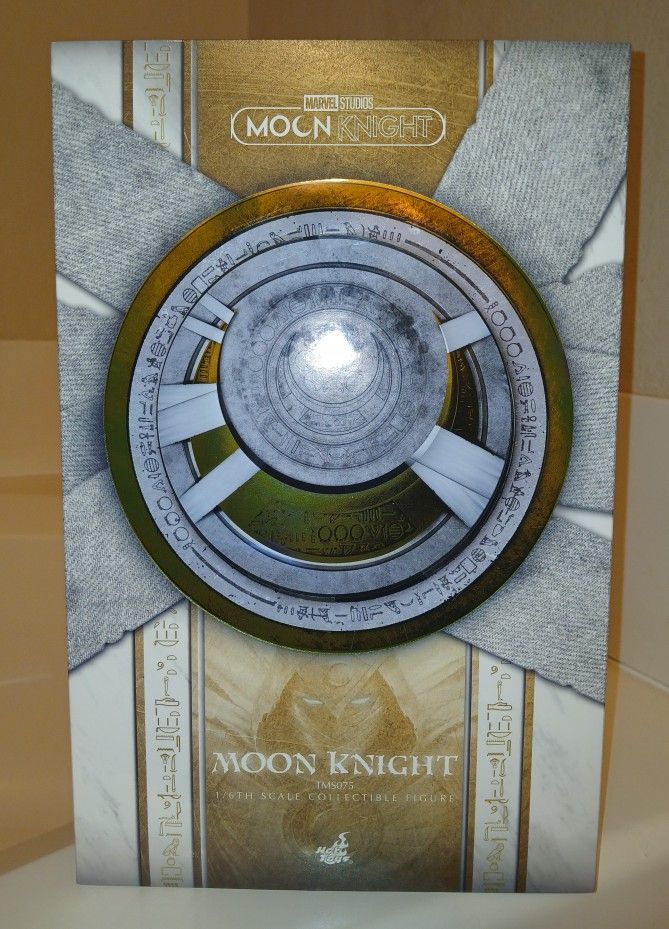 🌙 Moon Knight Collectible Figure