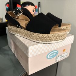 Women’s Size 7 Sandals 