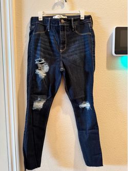 Hollister CURVY HIGH-RISE JEAN LEGGING