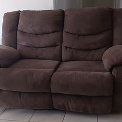 Love Seat Recliner  ,very Comfortable 