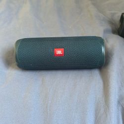 JBL flip 5