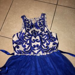 Girl Dress Size 7
