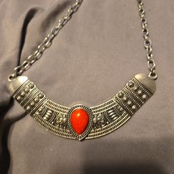 Short Necklace 