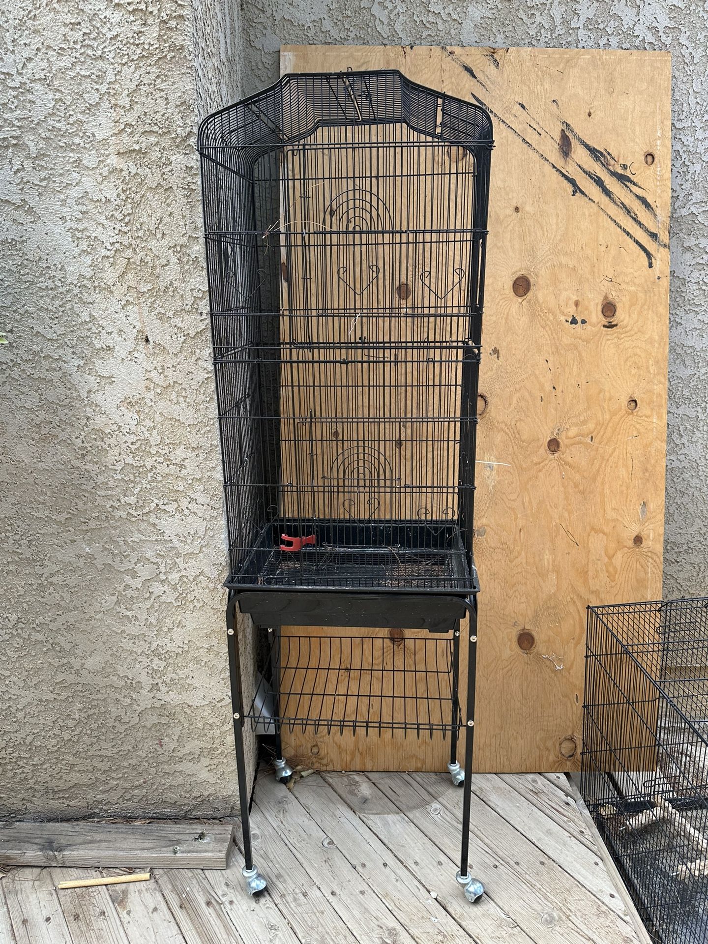 Bird cage for parakeets