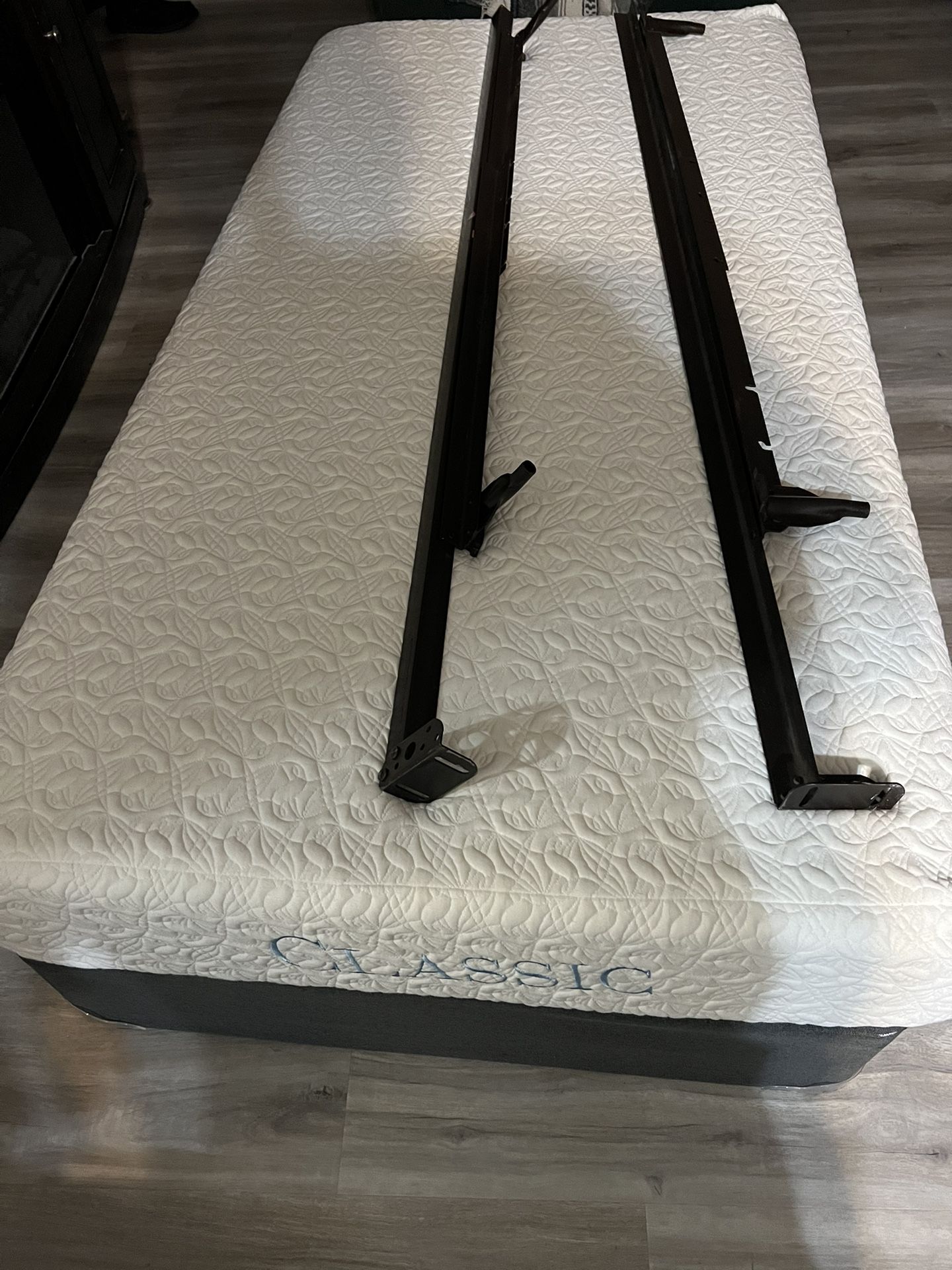 Mattress Set With Box Frame
