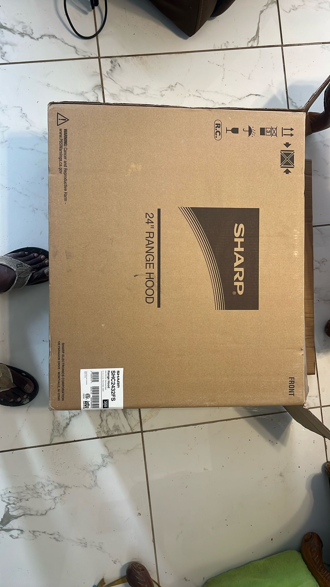 24 In Wall Mount Range (SHARP)