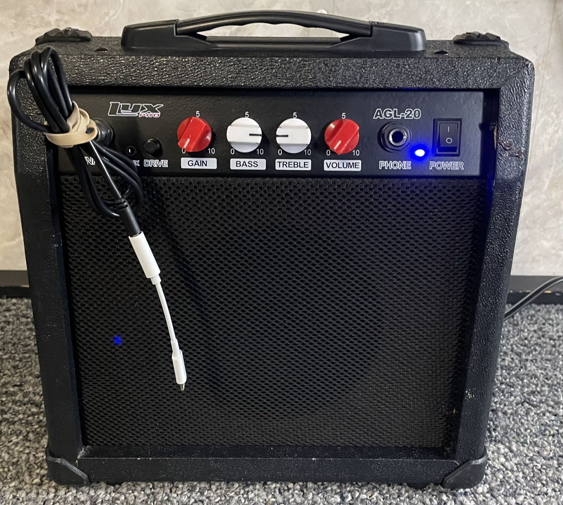Lux Pro AGL-20 Guitar Amp/Party Speaker
