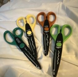 Craft scissors