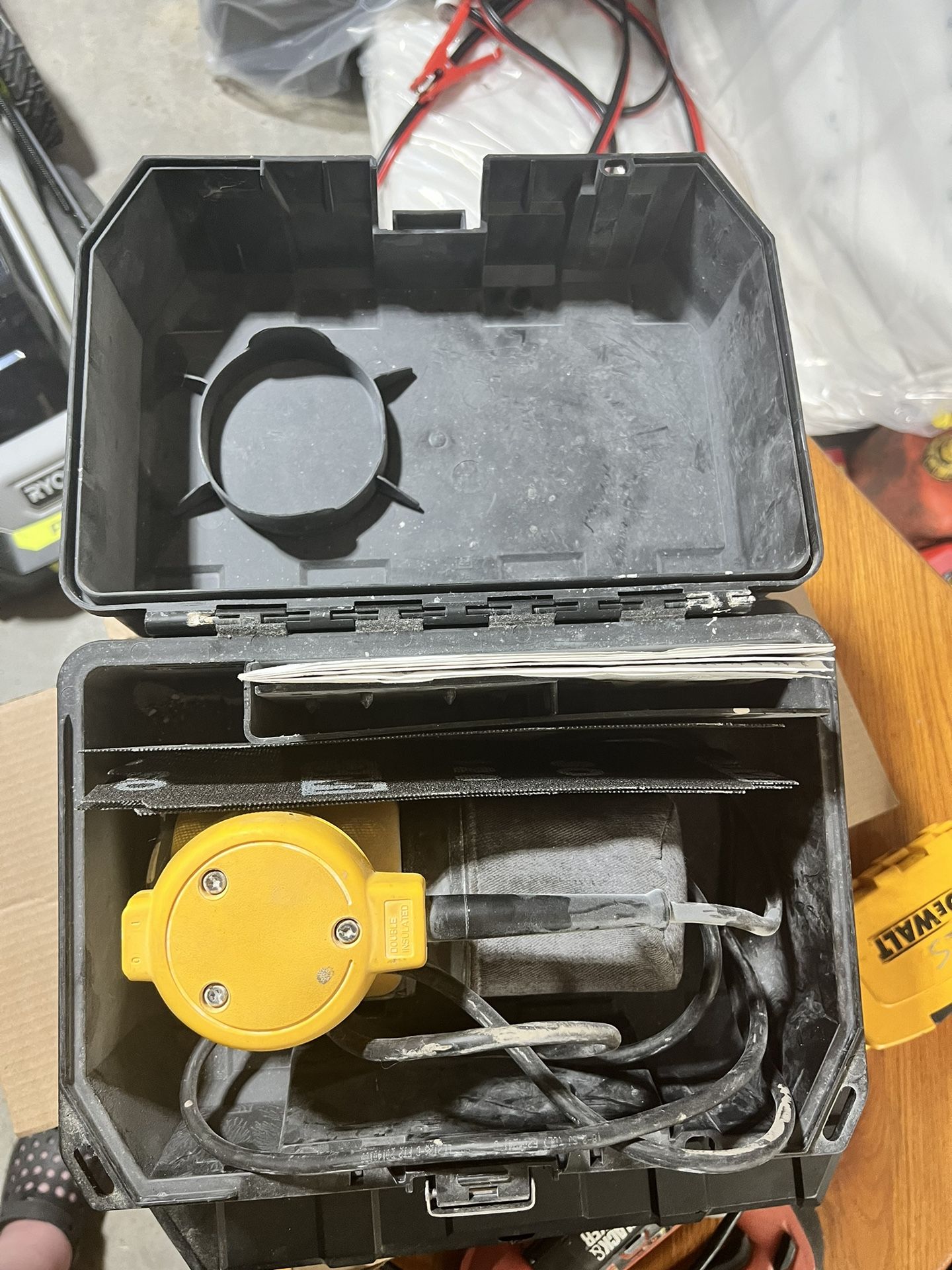 Dewalt Electric Sander