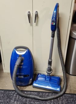 Kenmore Intuition Vacuum