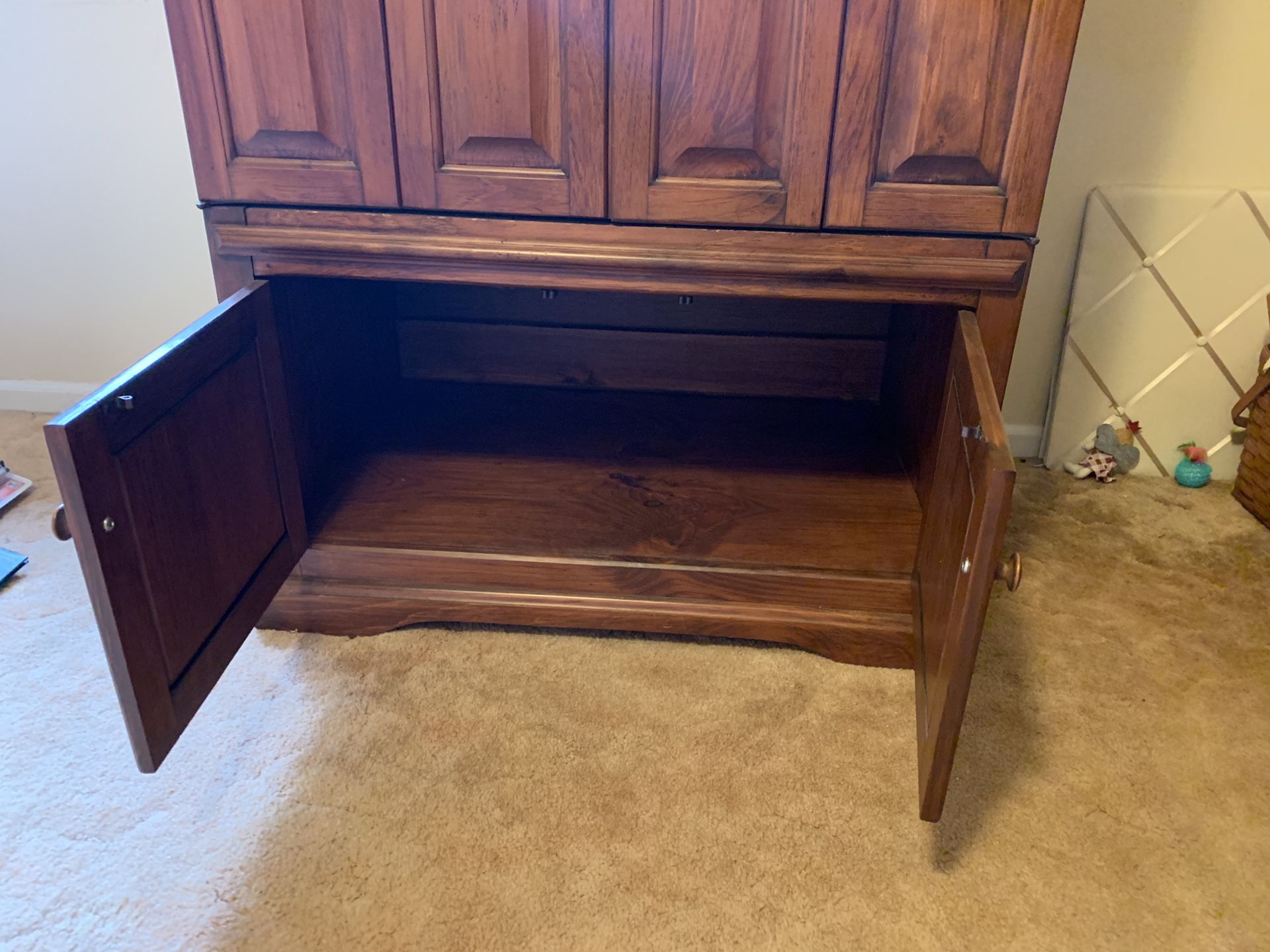 Armoire