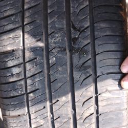 I Got A Tire In Almost  Perfect Condition Lots Of Life Size 225/45  ZR19  92W Asking 30obo