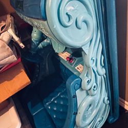 Disney Frozen Sleigh