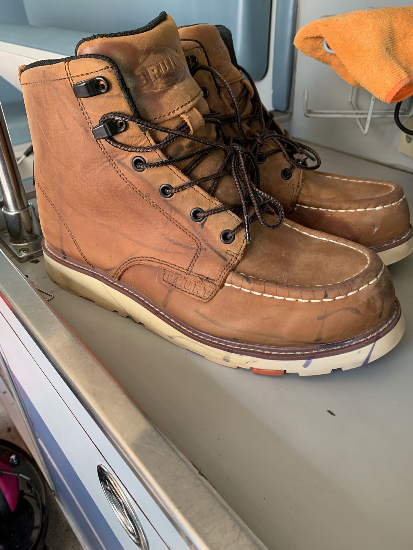 Brunt Marin Size 10.5