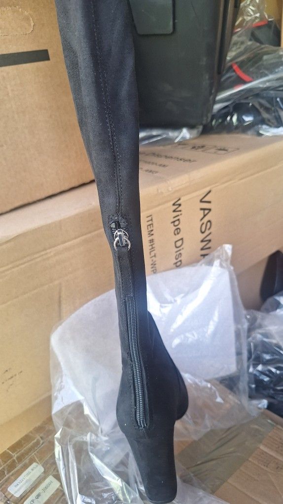 Steve Madden Emotions Faux Suede Over The Knee Boots Sz Black