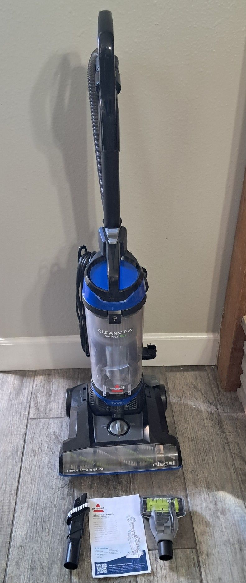 BISSELL CleanView Swivel Pet Vacuum Carpet Cleaner 3832