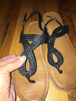 Women’s sandals