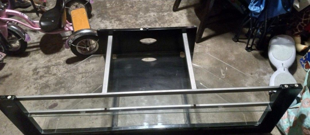 TV STAND GOOD CONDITION