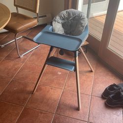 Stokke Clikk High Chair In Near Perfect Condition