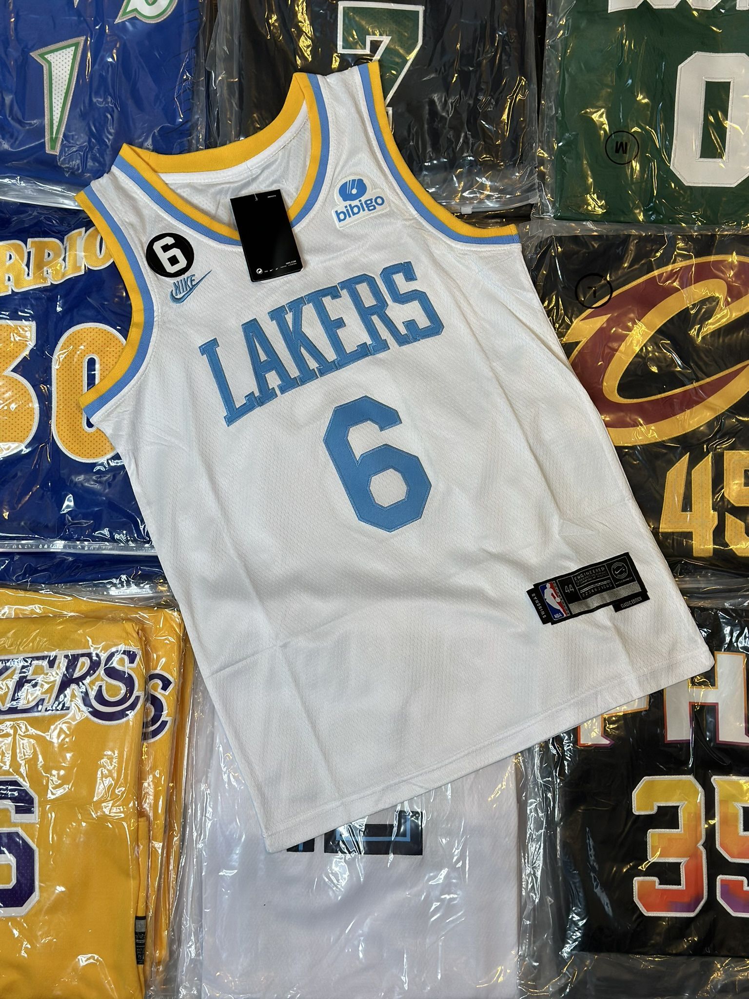 Los Angeles Lakers, Lebron James
