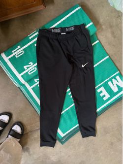 men’s nike joggers
