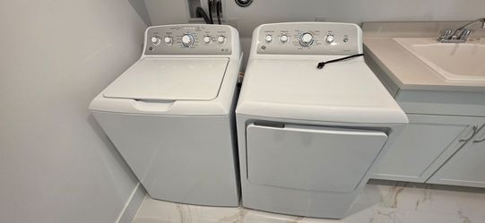 7.2 cu. ft. Electric Dryer in White with Sensor Dry
Questions &