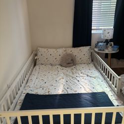 Floor bed frame/Mattress (Full Size)