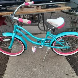 KULANA GIRLS 👧 MAKANA 20" CRUISER BIKE NEW $160 FINAL PRICE 