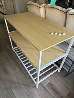 Table shelf coffee table
