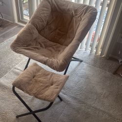 Lounge Chair & Foot Stool