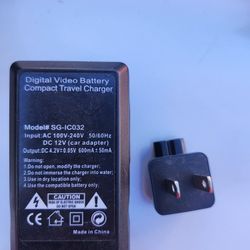 Digital Video Battery Compact Travel Charger