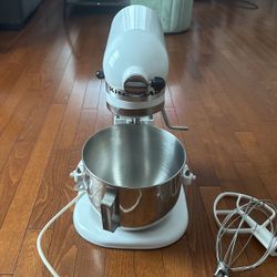 Kitchen Aid  Mixer 
