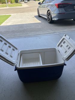 Igloo ice chest