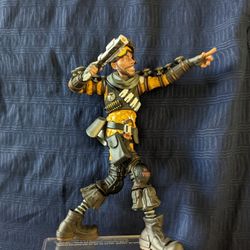 Apex Legends Mirage Figure