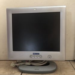 SVGA COLOR DISPLAY. POLK-AUDIO. MODEL-L70. Please Read Description