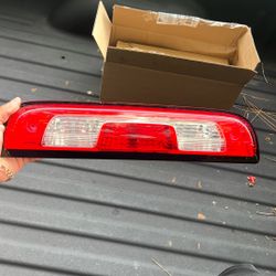 2017 Gmc Sierra Denali 3rd Brake Light