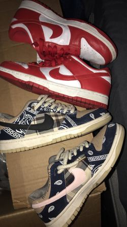 Woman’s dunks