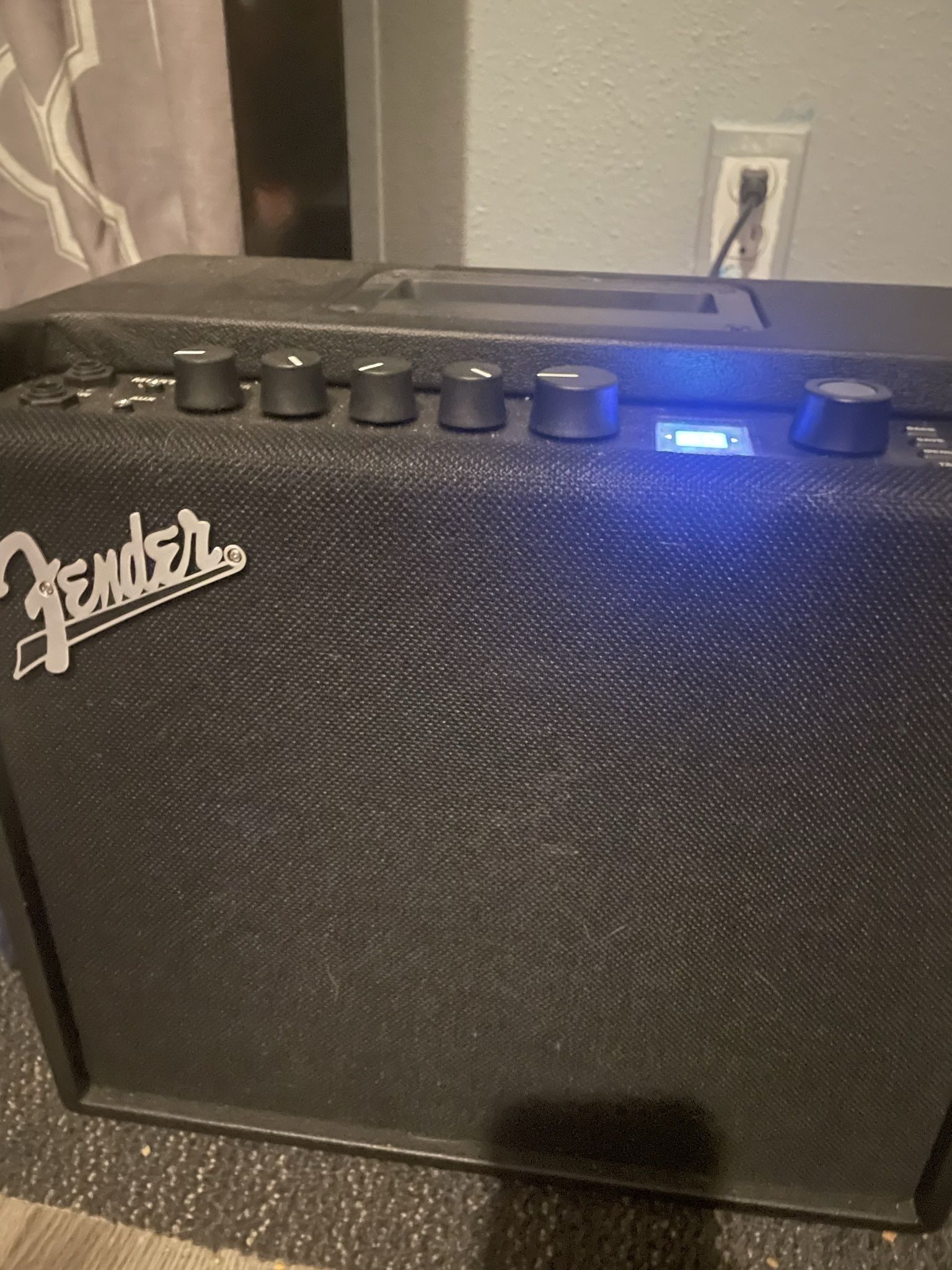 Guitar Amplifier 