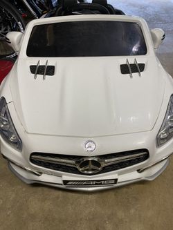 White Mercedes Benz Kids Car- Need Gone Asap