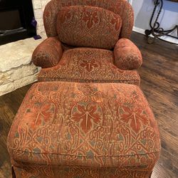 Cameron Collection Dallas Texas Lounge Chair And Ottoman 
