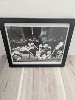 Autographed photo of Matt Suhey
