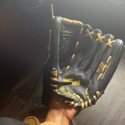 Rawlings Soft Ball Glove 
