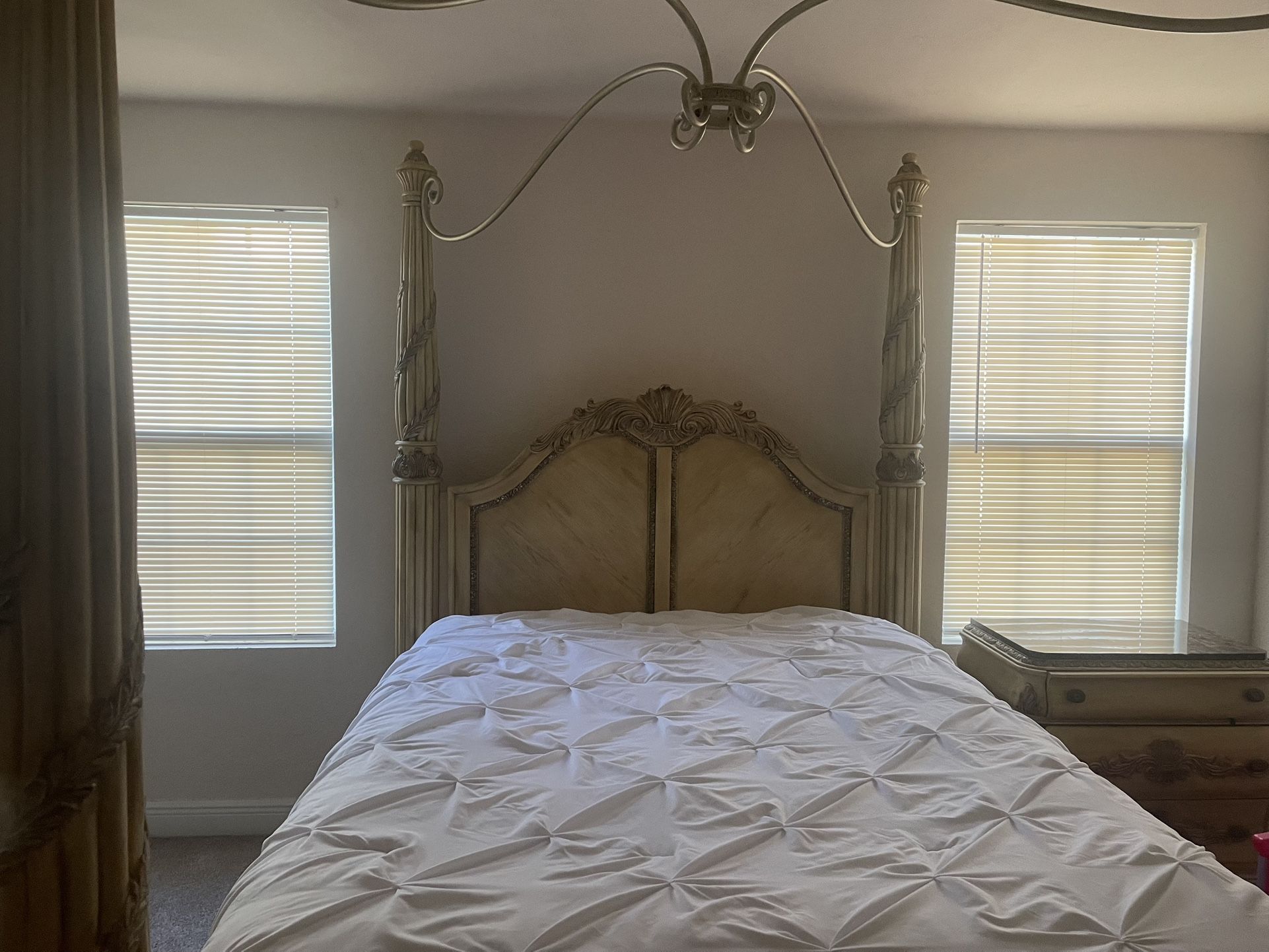 Bedroom Set