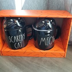 Rae Dunn ~ Scaredy Cat & Meow Mug Set with Topper