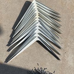 L Shaped Metal Shelf Bracket