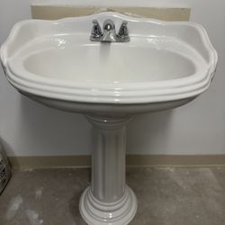 Designer Pedestal Sink